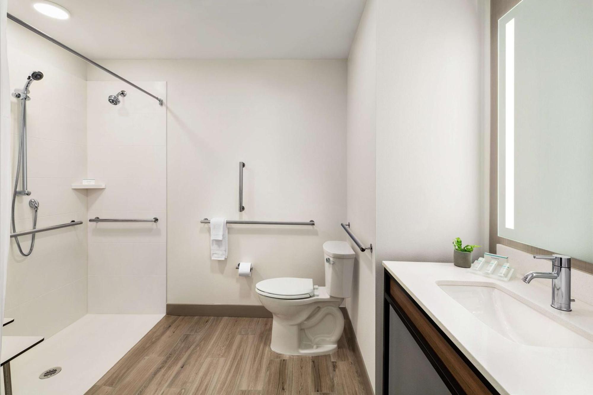 Hilton Garden Inn Seattle Airport Сиатак Екстериор снимка