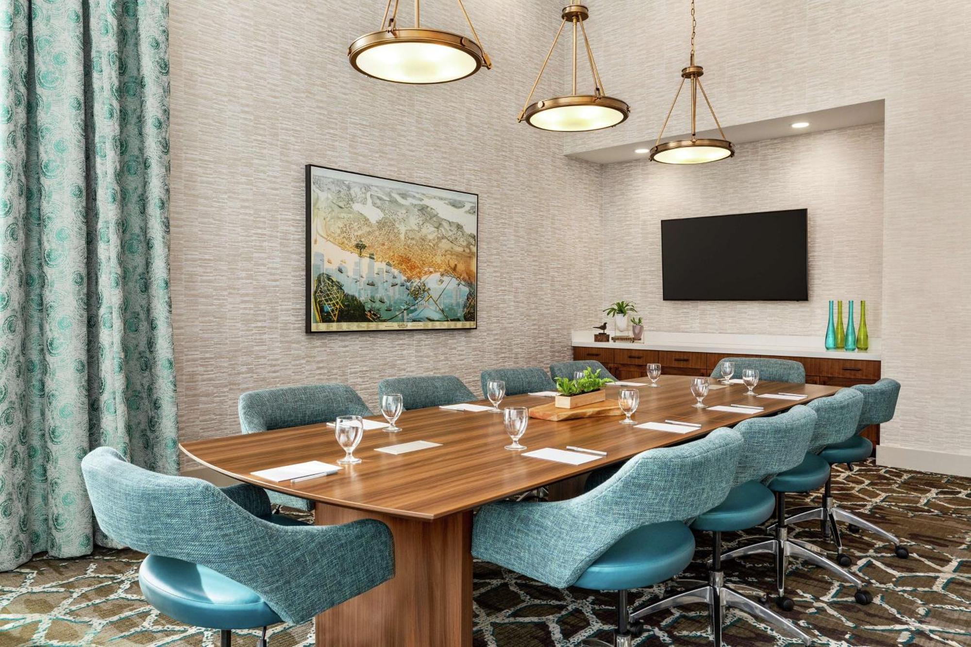 Hilton Garden Inn Seattle Airport Сиатак Екстериор снимка